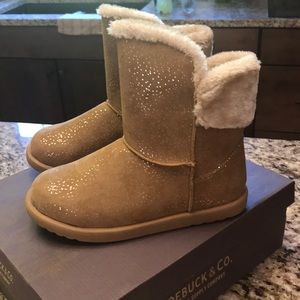 Chestnut fur lined boots